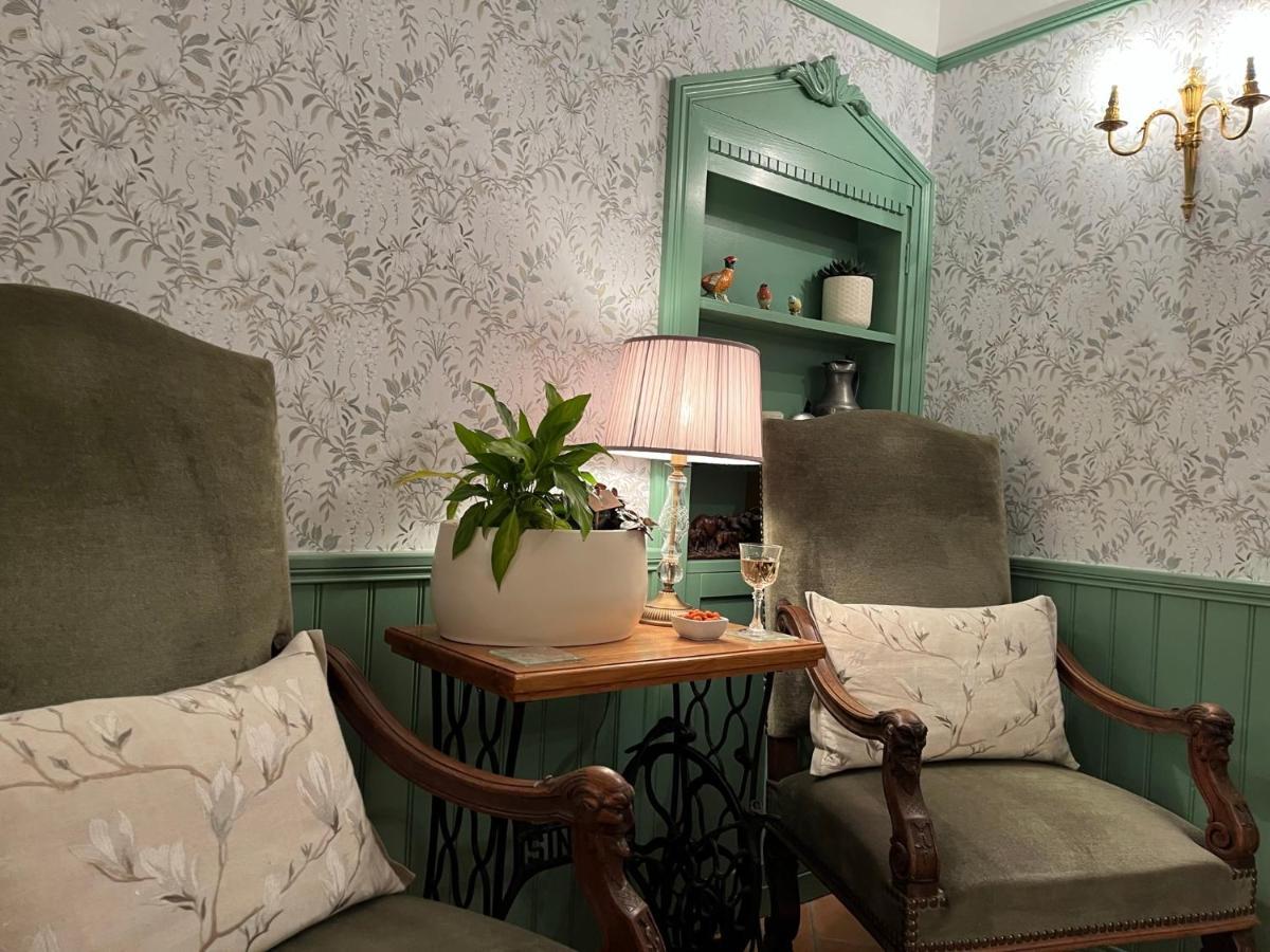 Bed and Breakfast La Crepelliere Вильдье-ле-Поель Экстерьер фото